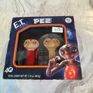 ET pez set (Listing #1)